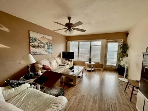 4060 55th Street N Kenneth City FL 33709