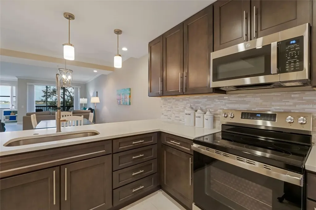 16300 County Road 455 Montverde FL 34756