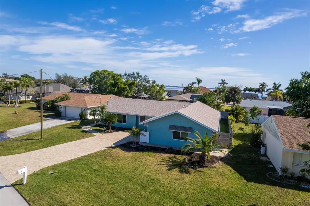 3125 SE 22nd Avenue Cape Coral FL 33904
