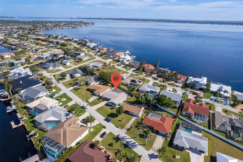 3125 SE 22nd Avenue Cape Coral FL 33904
