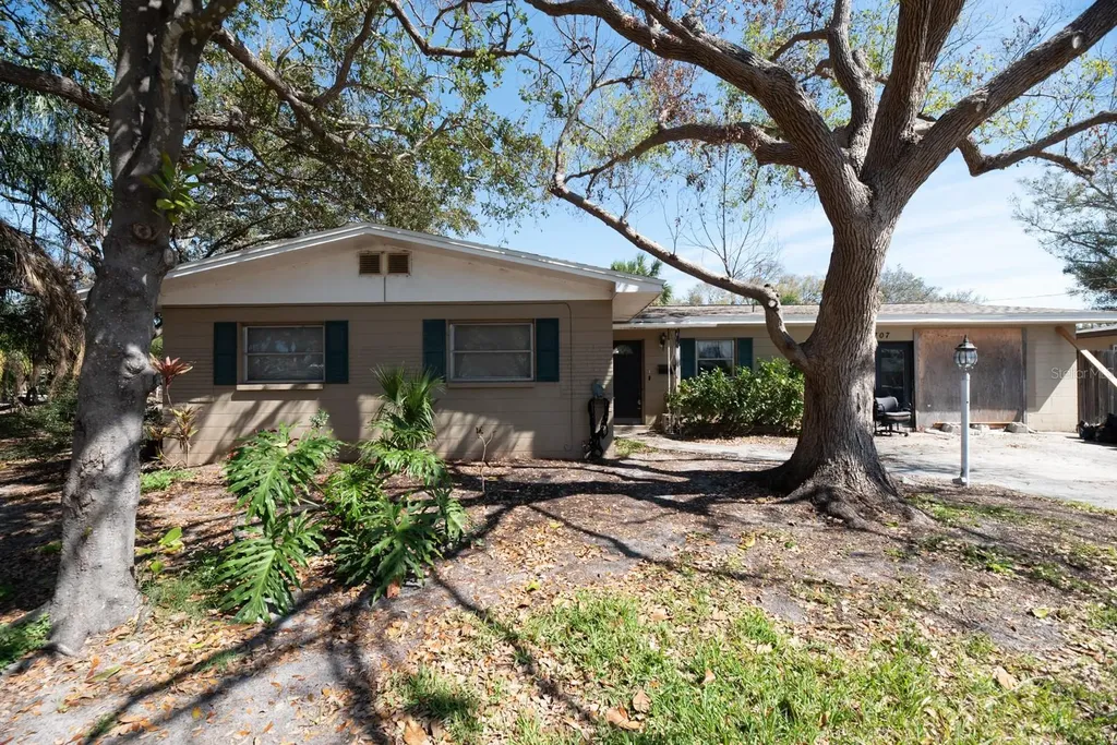 4707 W Alline Avenue Tampa FL 33611