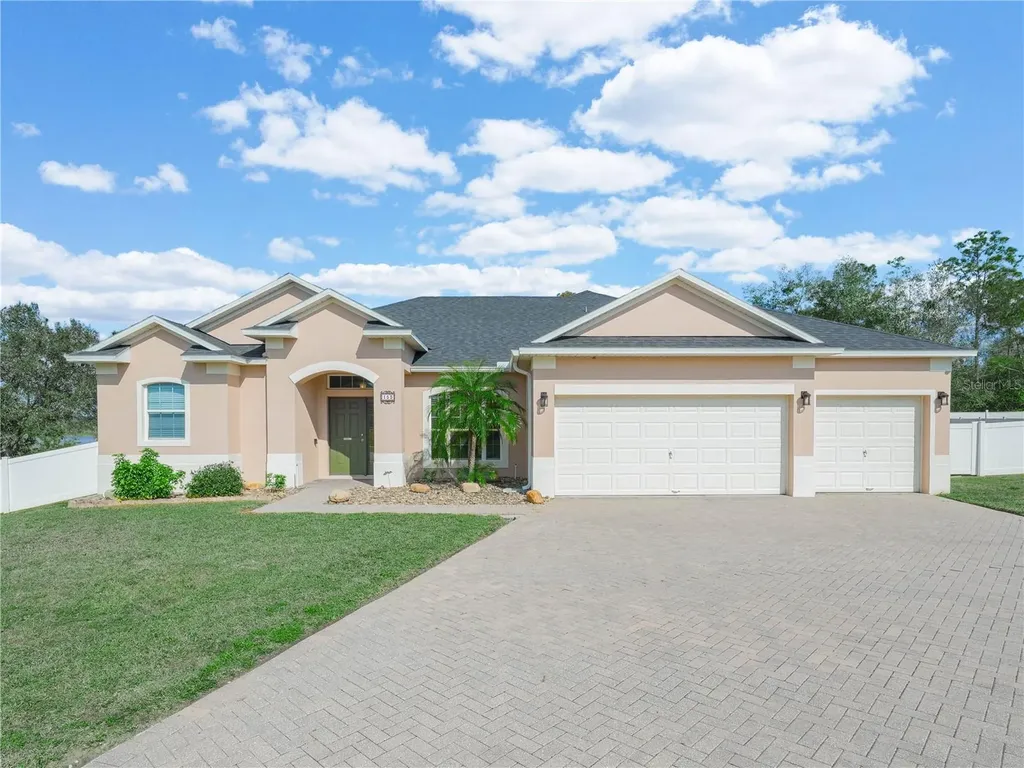 153 Brookshire Drive Lake Wales FL 33898