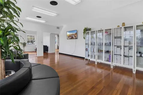 120 S Dillard Street Winter Garden FL 34787