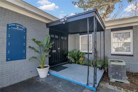 120 S Dillard Street Winter Garden FL 34787