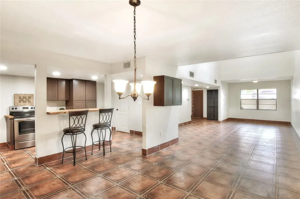 1880 N Crystal Lake Drive Lakeland FL 33801