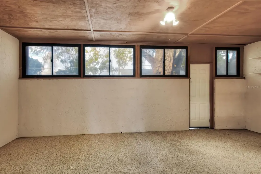 1880 N Crystal Lake Drive Lakeland FL 33801