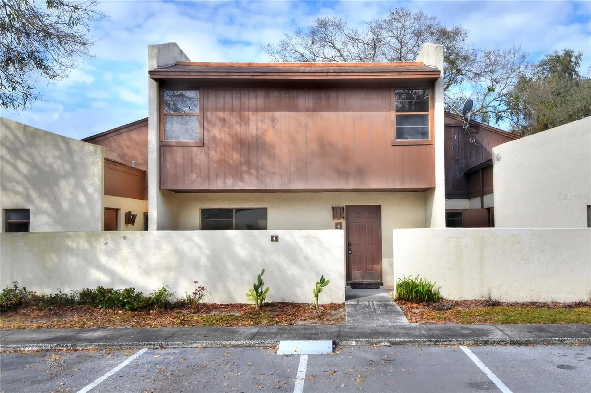 1880 N Crystal Lake Drive Lakeland FL 33801