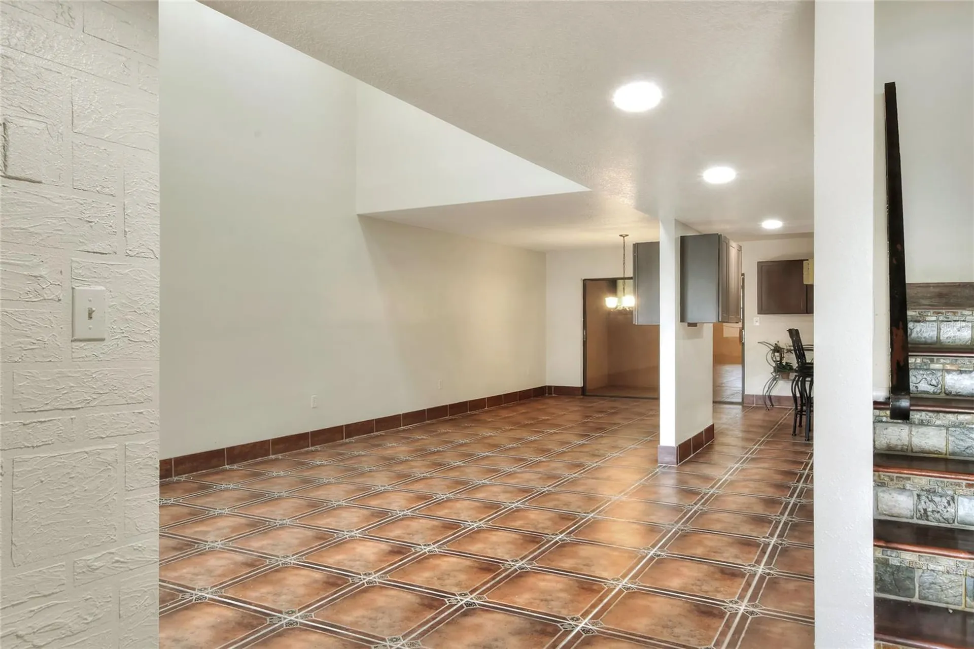1880 N Crystal Lake Drive Lakeland FL 33801