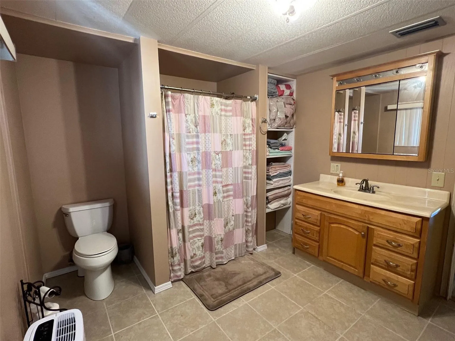 220 Royal Palm Circle Largo FL 33778