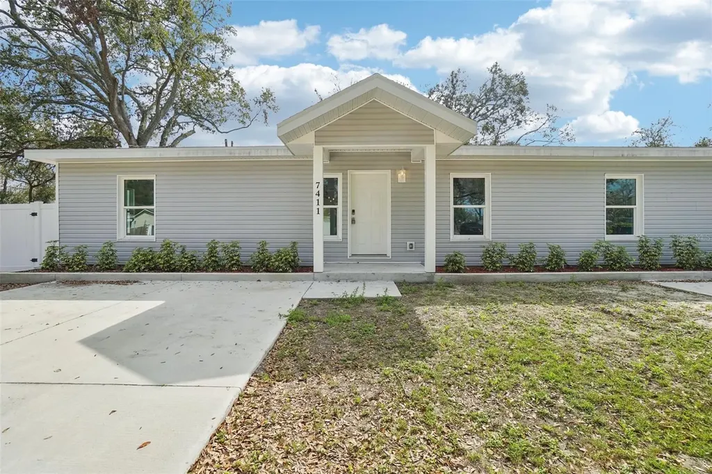 7409 & 7411 E 23rd Avenue Tampa FL 33619