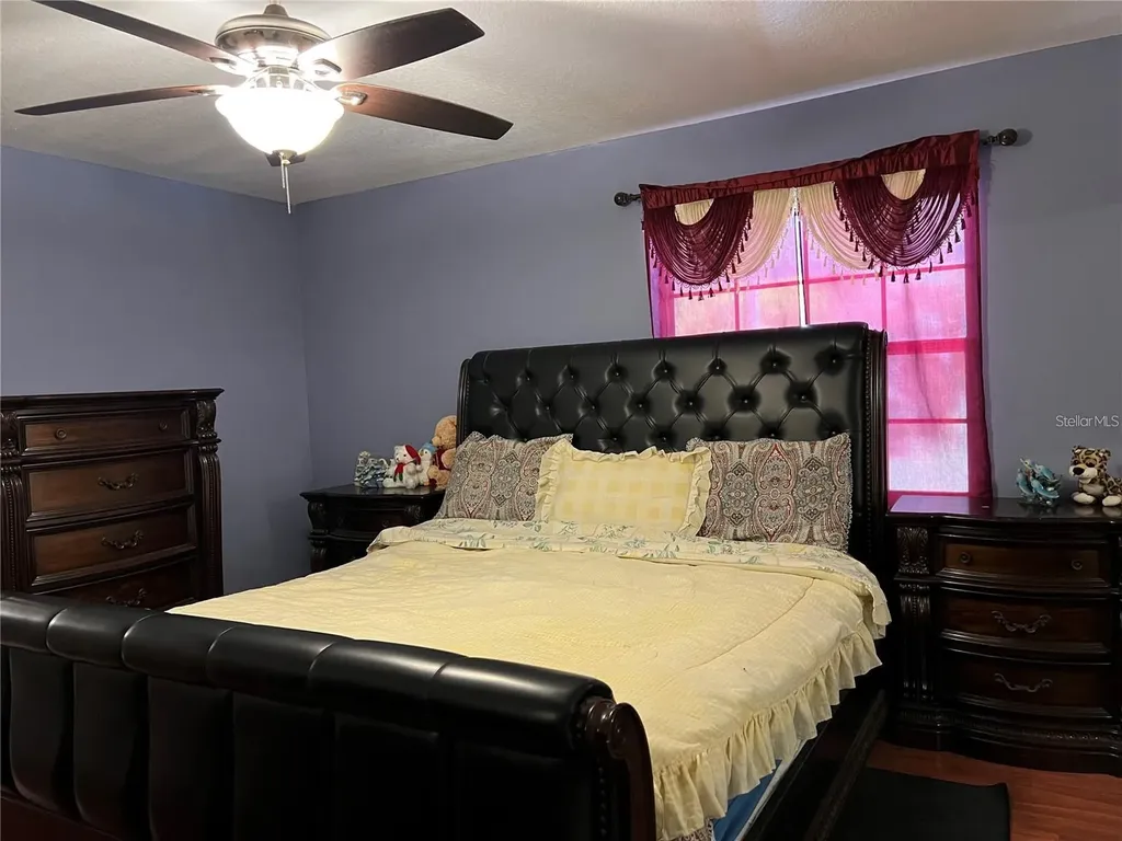 912 NE 144th Court Silver Springs FL 34488