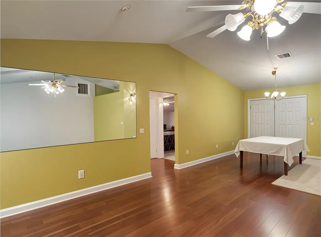912 NE 144th Court Silver Springs FL 34488