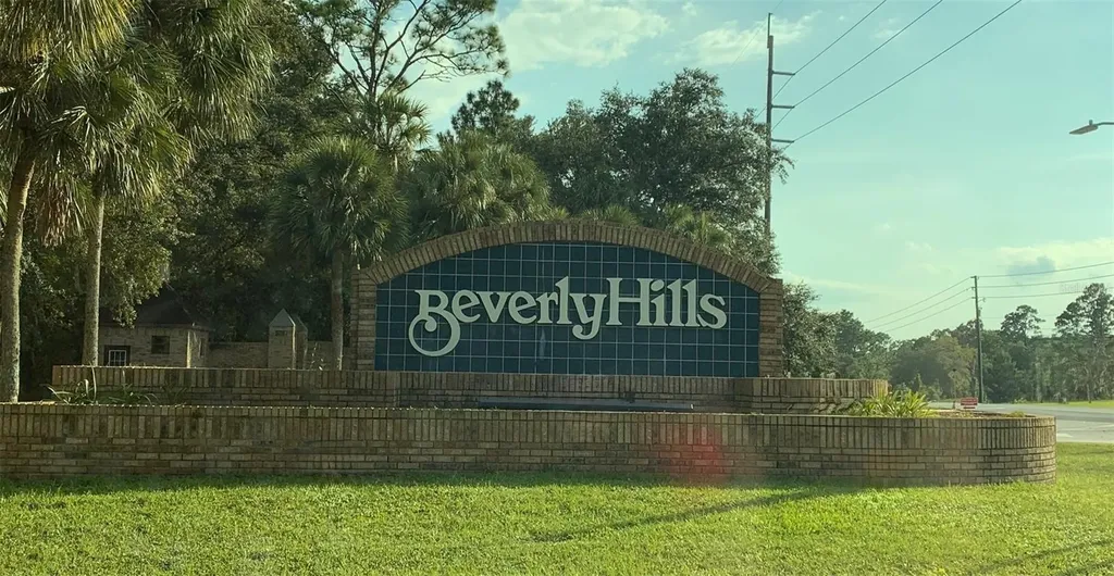 336 W Twisted Oaks Drive Beverly Hills FL 34465