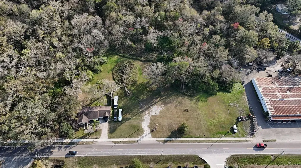 713 E Alsobrook Street Plant City FL 33563