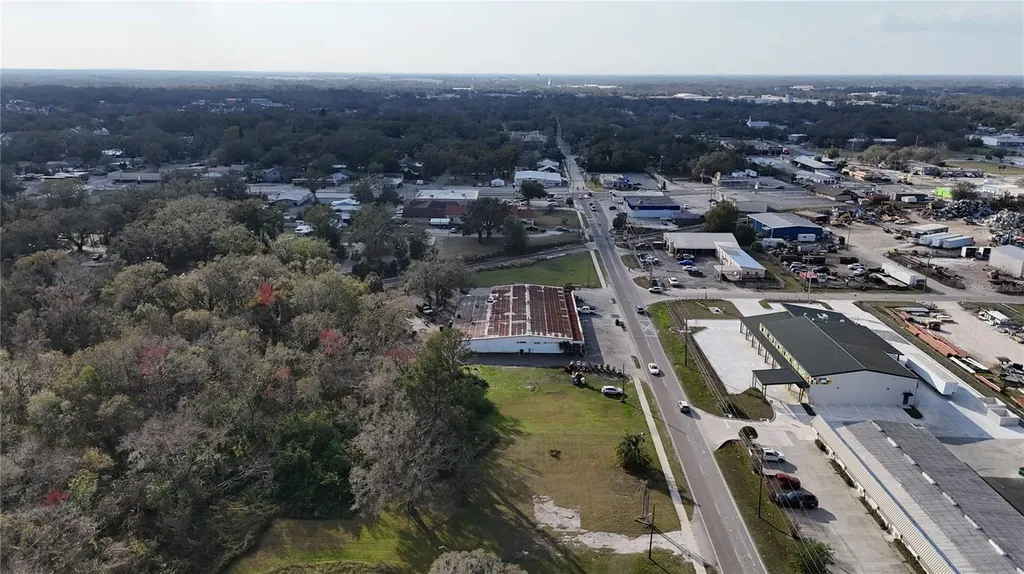 713 E Alsobrook Street Plant City FL 33563