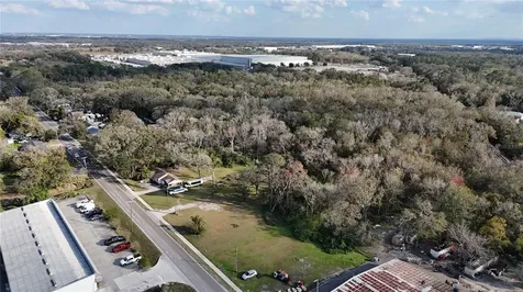 713 E Alsobrook Street Plant City FL 33563