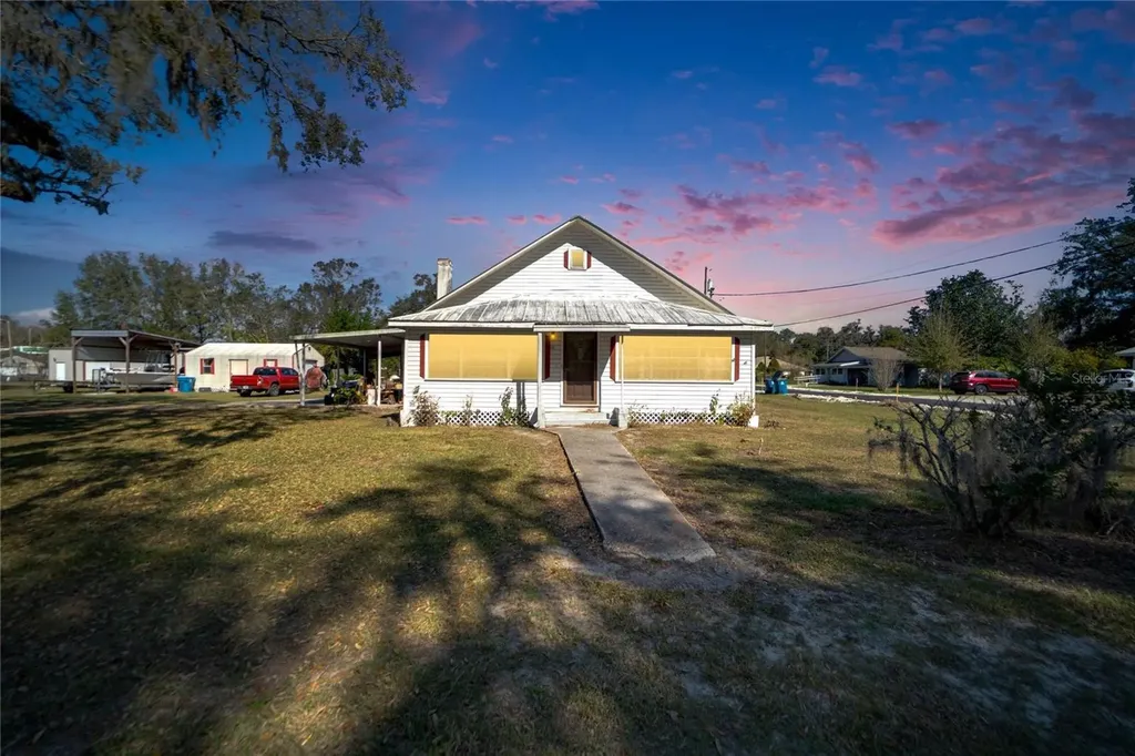 23 8th Street NE Fort Meade FL 33841