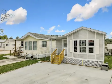76 Eagle Point S Osteen FL 32764
