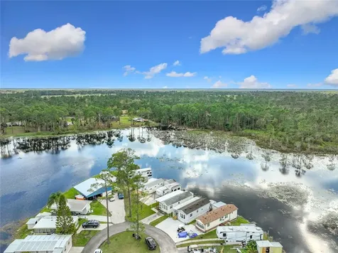 76 Eagle Point S Osteen FL 32764