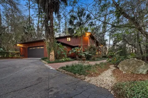 2626 NW 7th Road Gainesville FL 32607