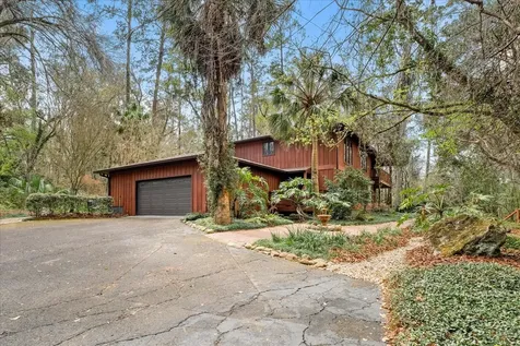 2626 NW 7th Road Gainesville FL 32607
