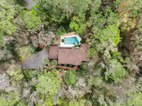 2626 NW 7th Road Gainesville FL 32607