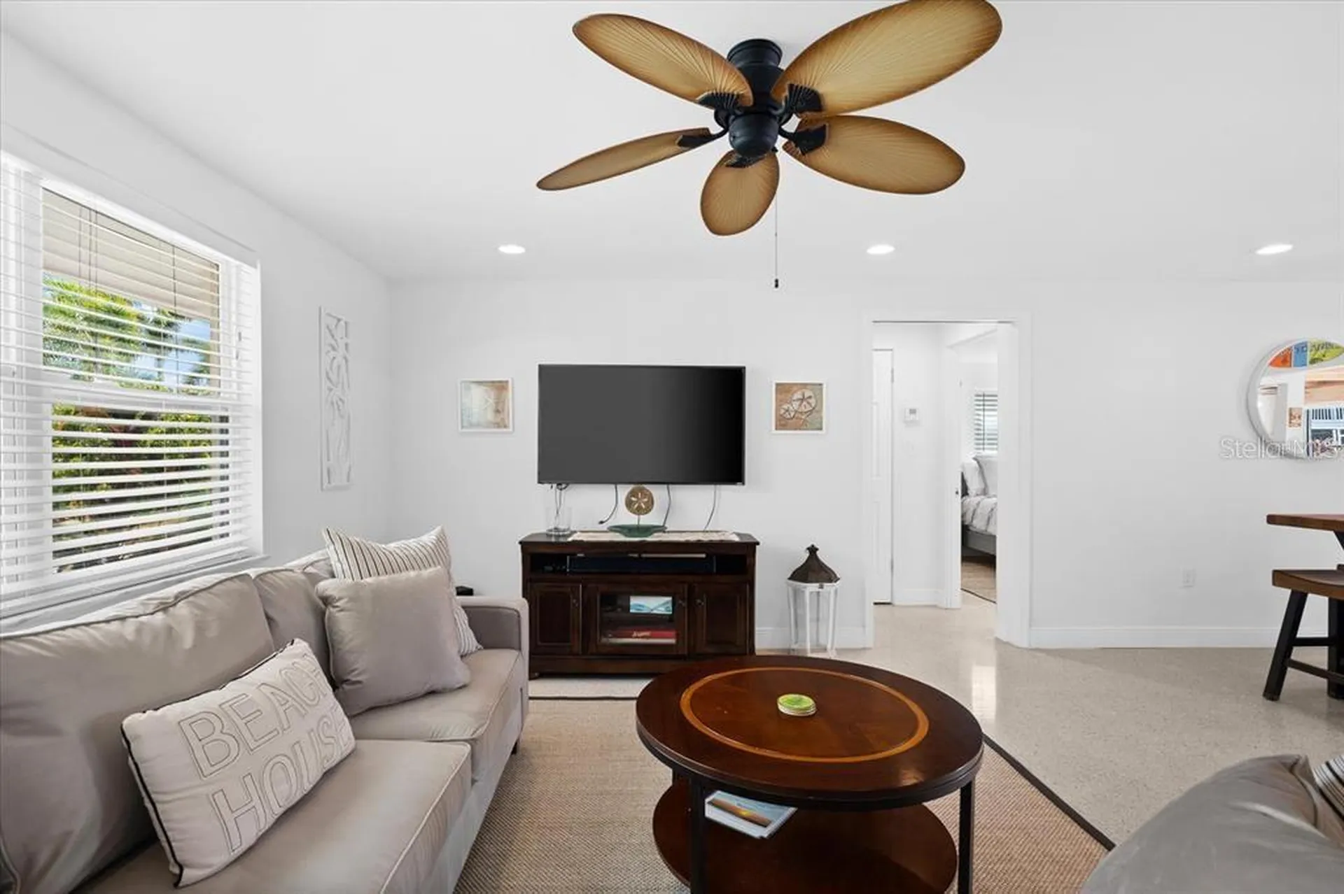 327 Avenida Milano Sarasota FL 34242