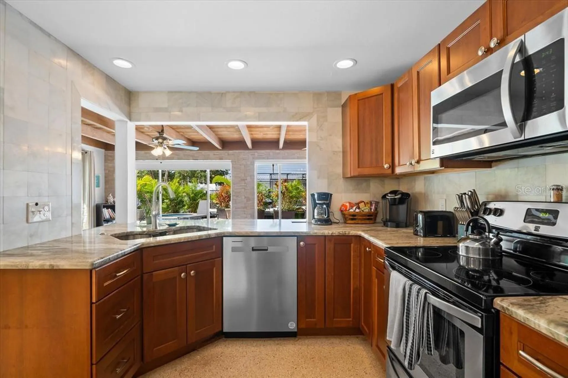 327 Avenida Milano Sarasota FL 34242