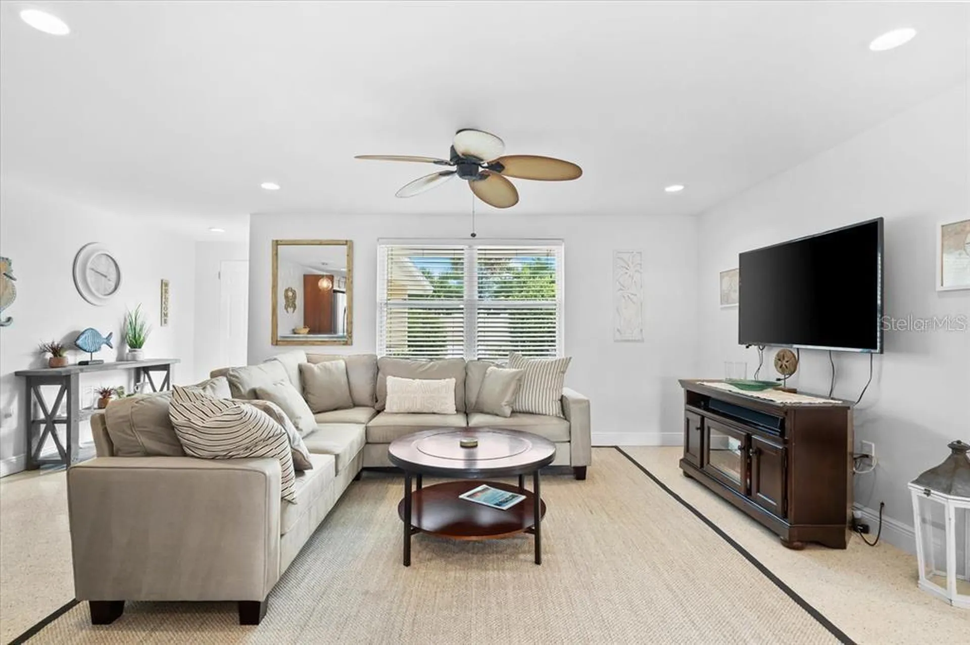 327 Avenida Milano Sarasota FL 34242