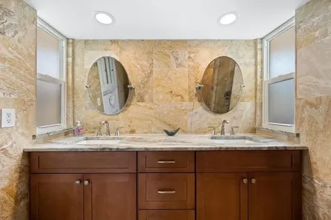 327 Avenida Milano Sarasota FL 34242