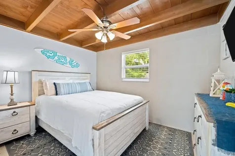 327 Avenida Milano Sarasota FL 34242