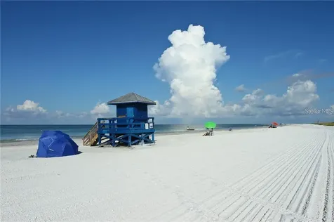 327 Avenida Milano Sarasota FL 34242