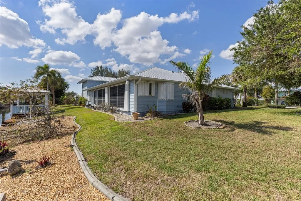 2012 River Basin Terrace Punta Gorda FL 33982
