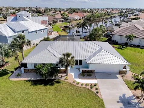 2501 W Marion Avenue Punta Gorda FL 33950