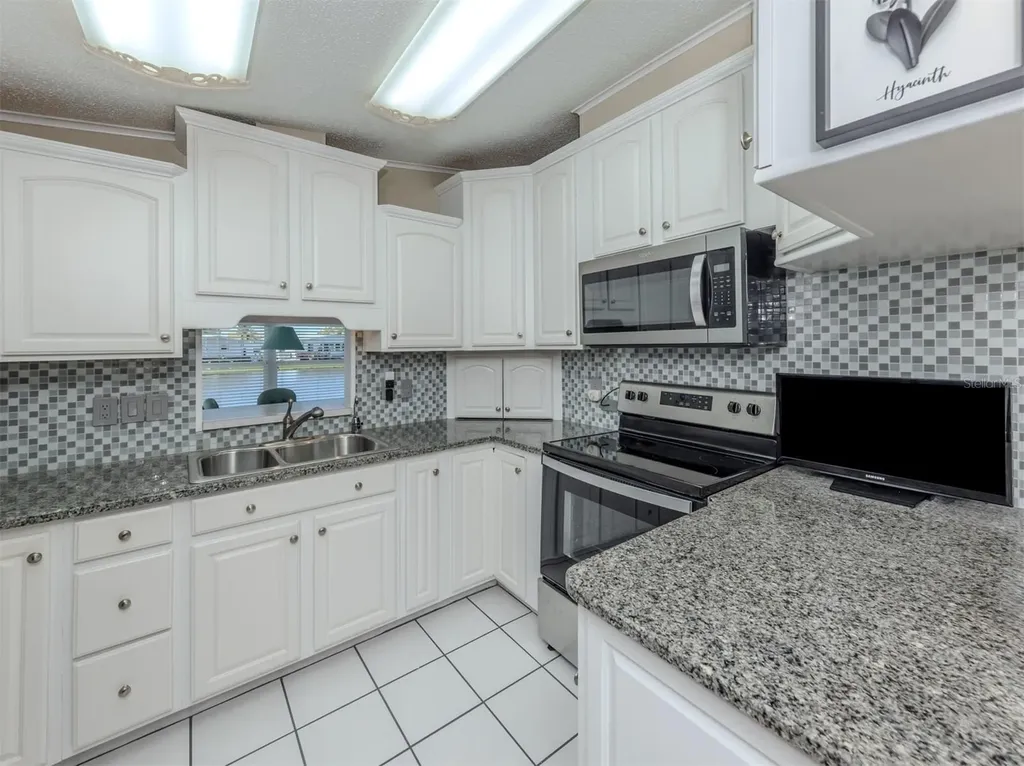 473 Sharks Point North Port FL 34287