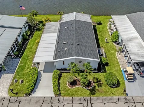 473 Sharks Point North Port FL 34287