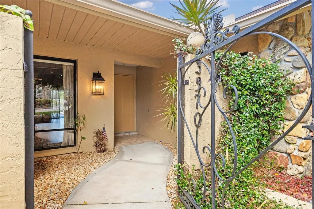 3970 Country View Drive Sarasota FL 34233