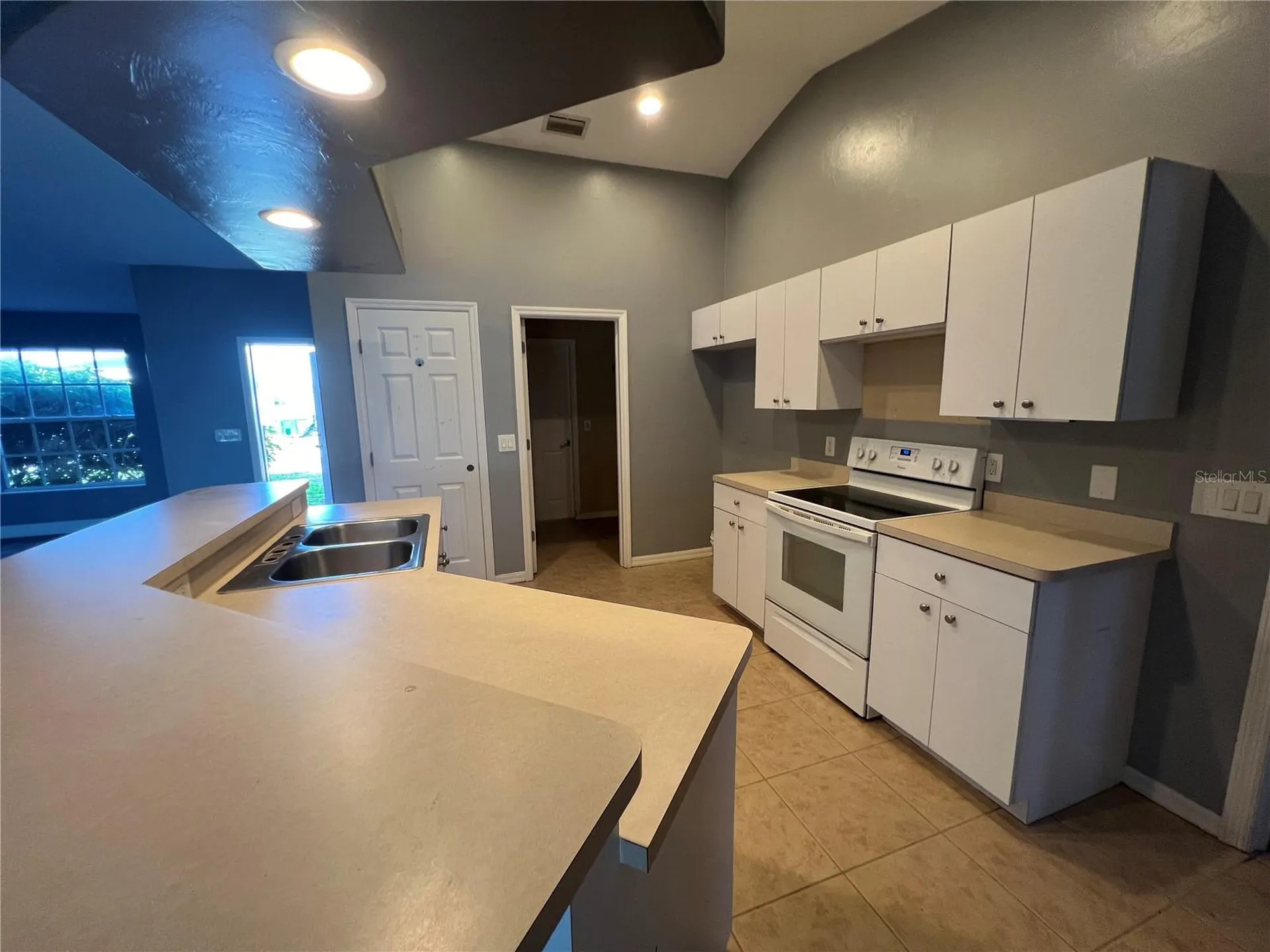 1722 NW 18th Terrace Cape Coral FL 33993