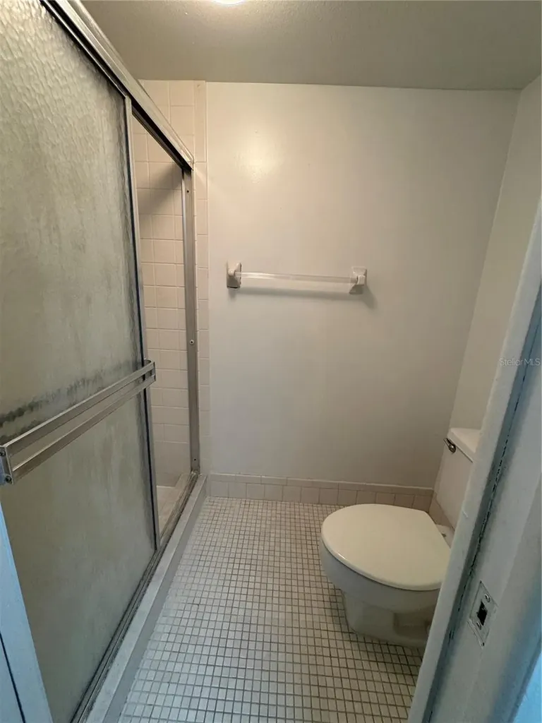 106 Lakeside Court Oldsmar FL 34677
