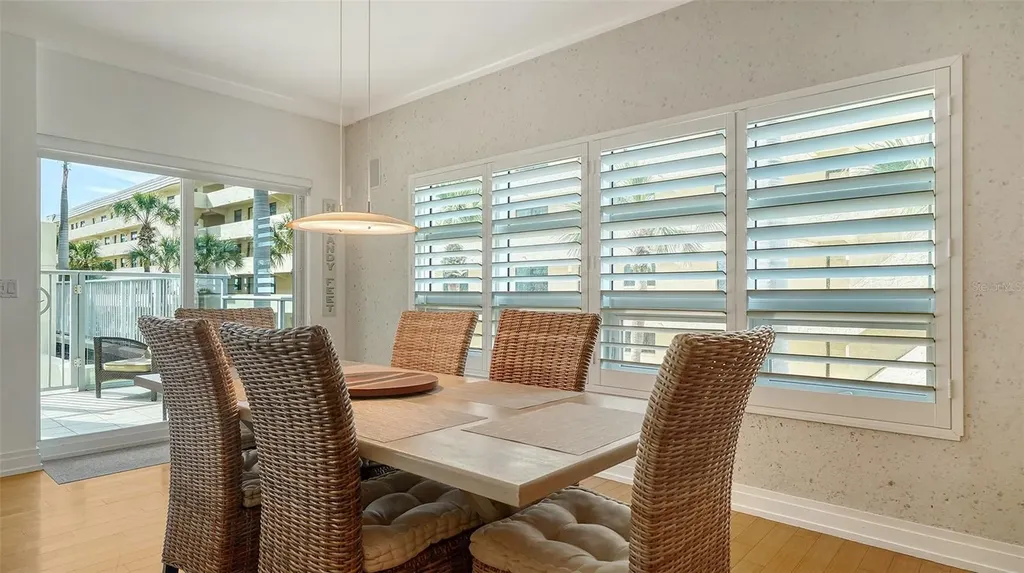 6512 Midnight Pass Road Sarasota FL 34242