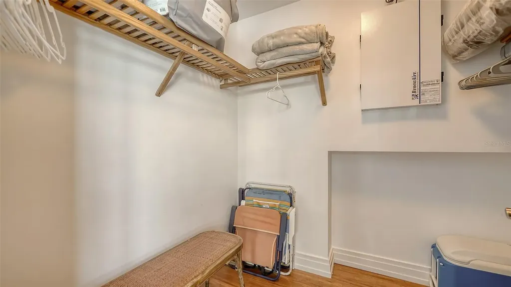 6512 Midnight Pass Road Sarasota FL 34242