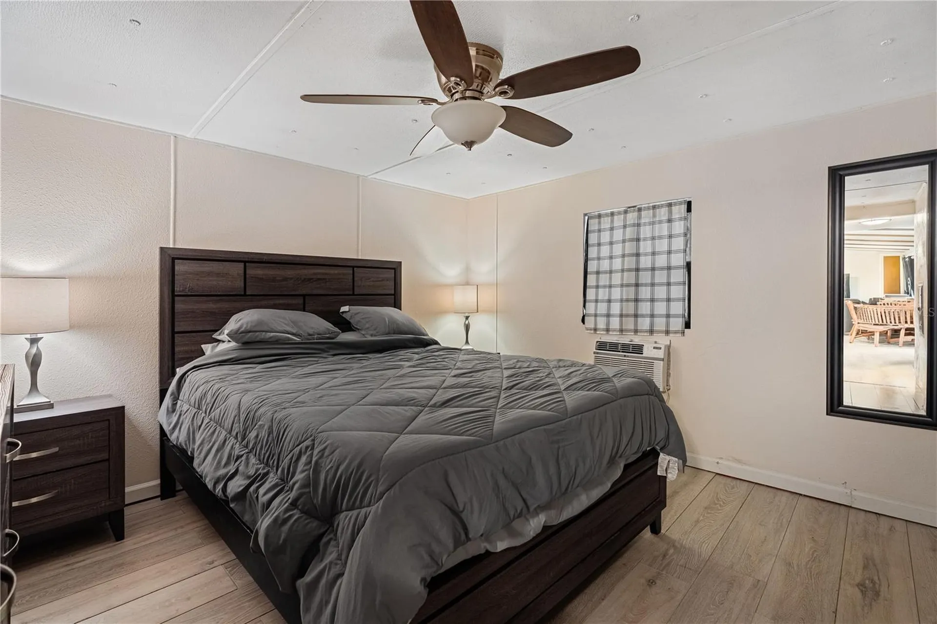 2280 N C 470 Lake Panasoffkee FL 33538