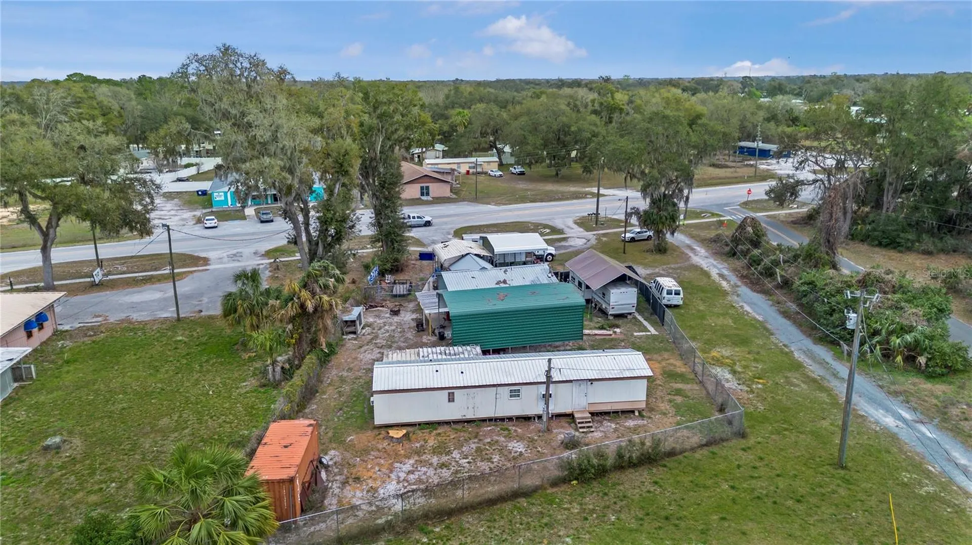 2280 N C 470 Lake Panasoffkee FL 33538