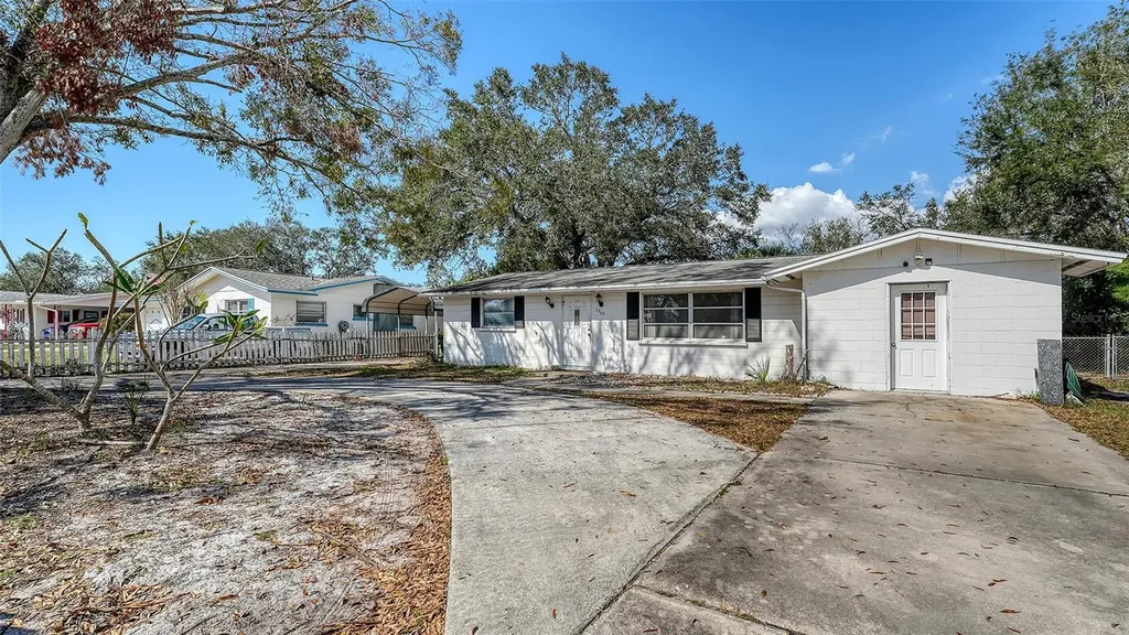 3365 7th Street Sarasota FL 34237