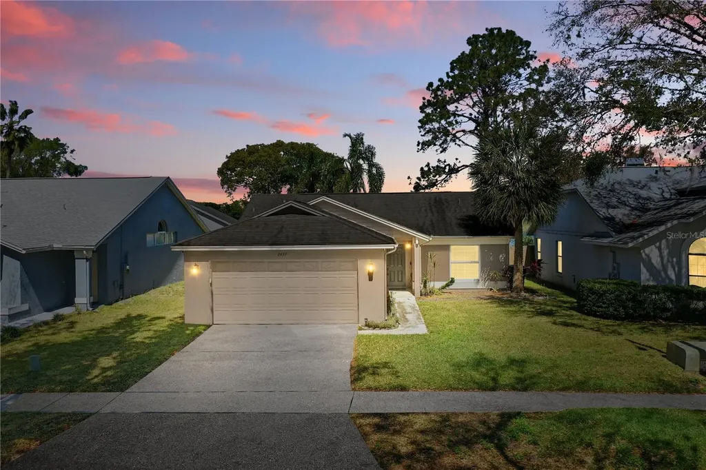 2439 Lake Jackson Circle Apopka FL 32703