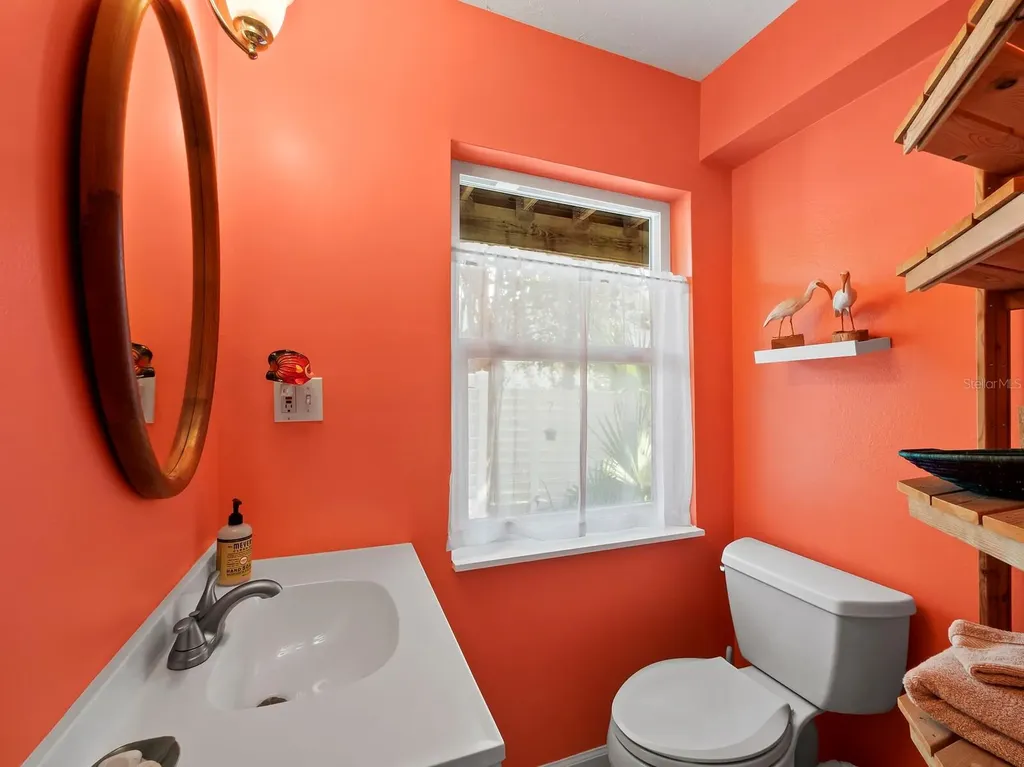 691 Linley Street Longboat Key FL 34228