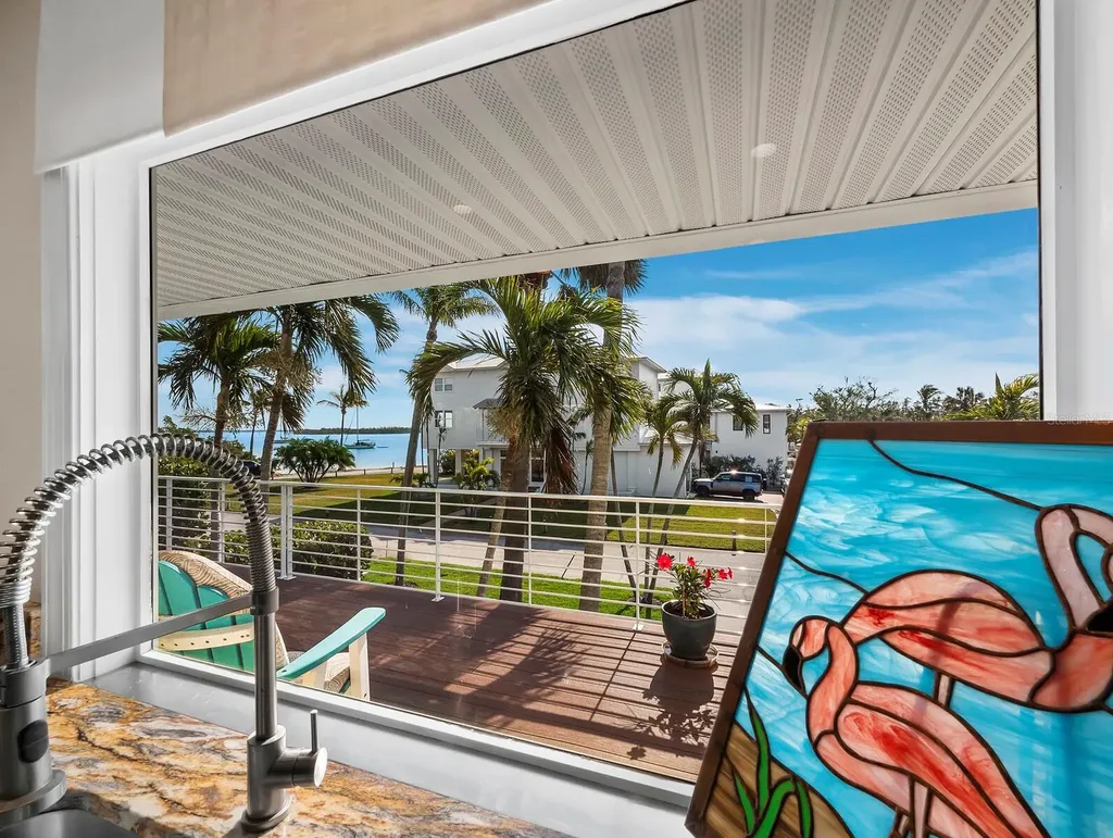 691 Linley Street Longboat Key FL 34228