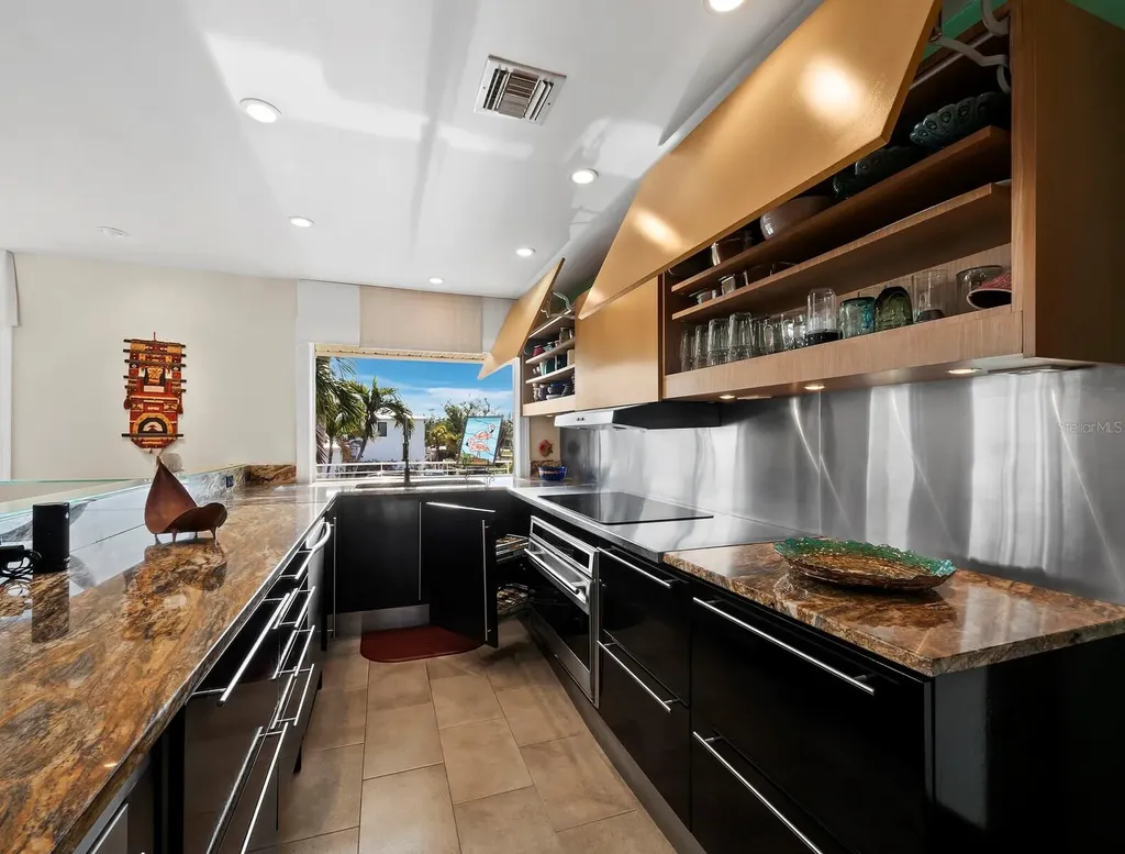 691 Linley Street Longboat Key FL 34228