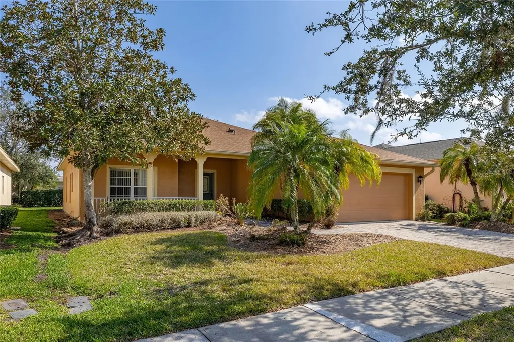 196 Knoll Wood Drive Kissimmee FL 34759
