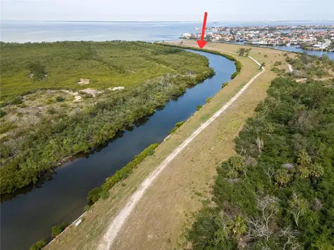 28 Hammock Bay Boulevard Apollo Beach FL 33572